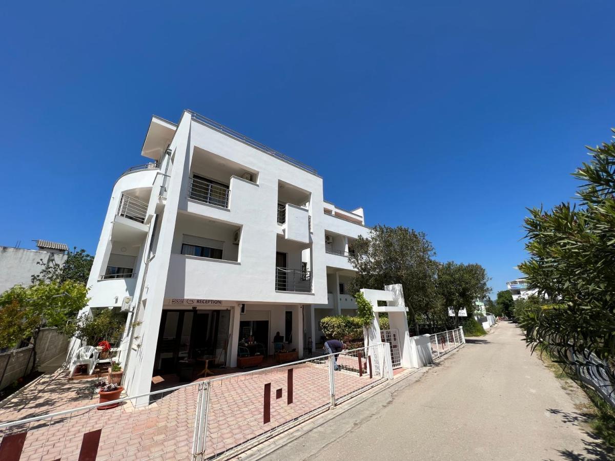Buzuku House Hotell Ulcinj Exteriör bild