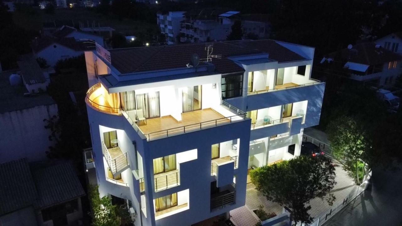 Buzuku House Hotell Ulcinj Exteriör bild