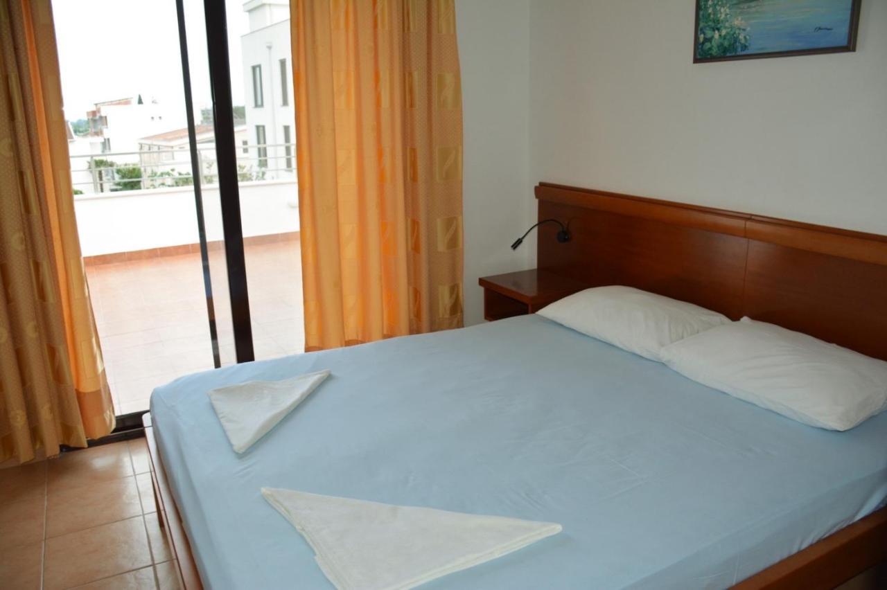Buzuku House Hotell Ulcinj Exteriör bild