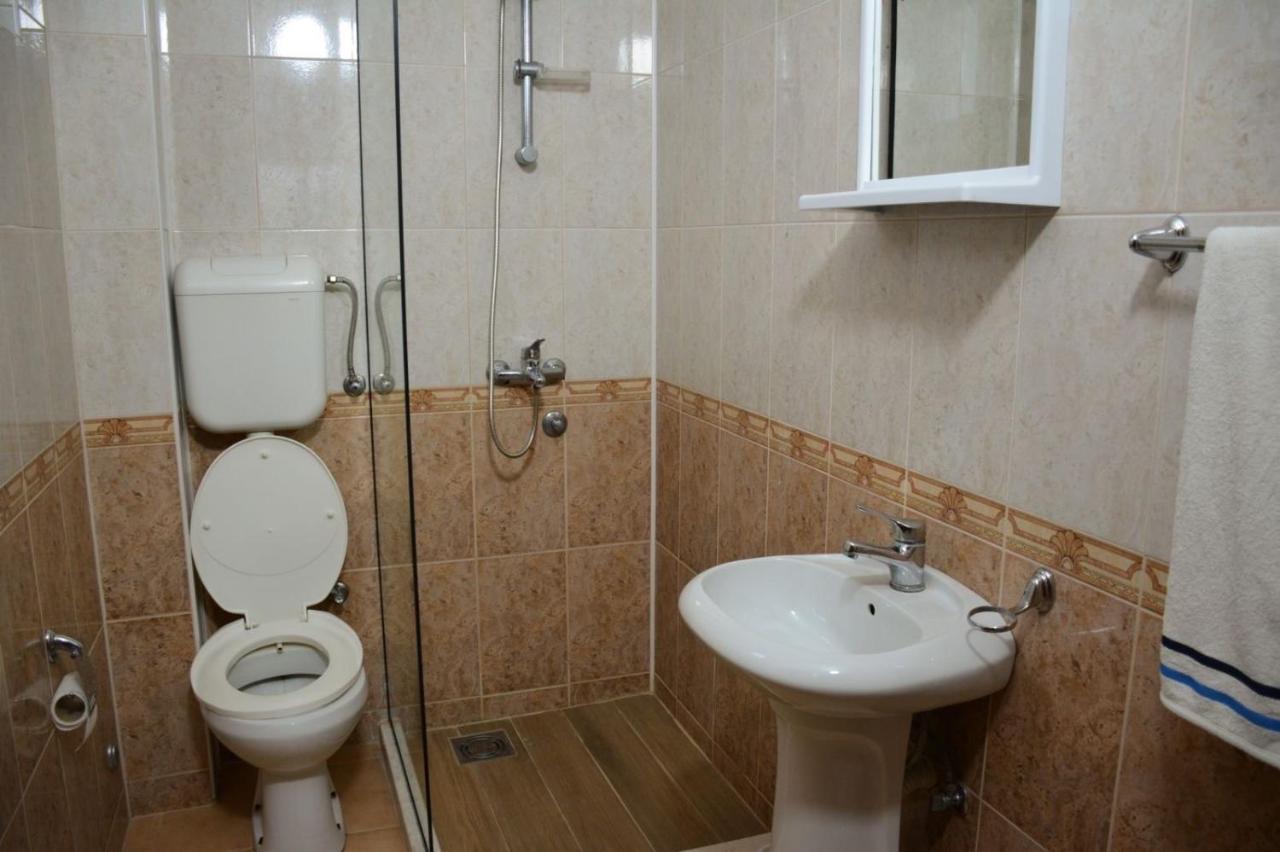 Buzuku House Hotell Ulcinj Exteriör bild