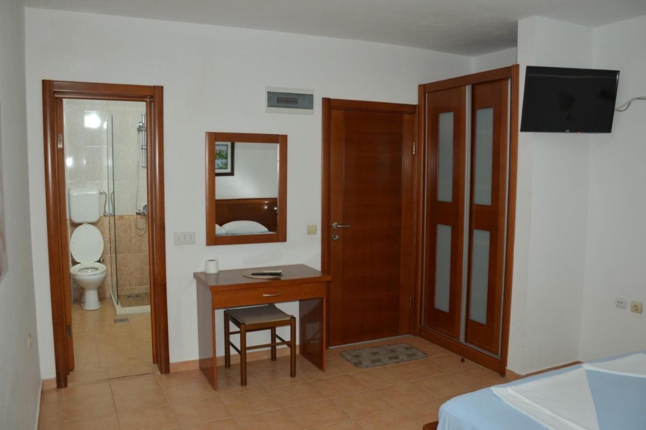 Buzuku House Hotell Ulcinj Exteriör bild